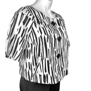 I.N. Studio Sz 10P Jacket Top Black & White Abstract Short Sleeve Cotton/Spandex
